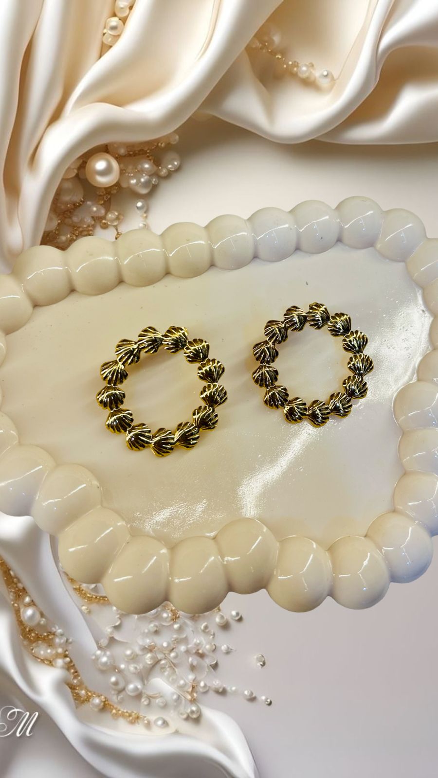 Sleek Golden hoops