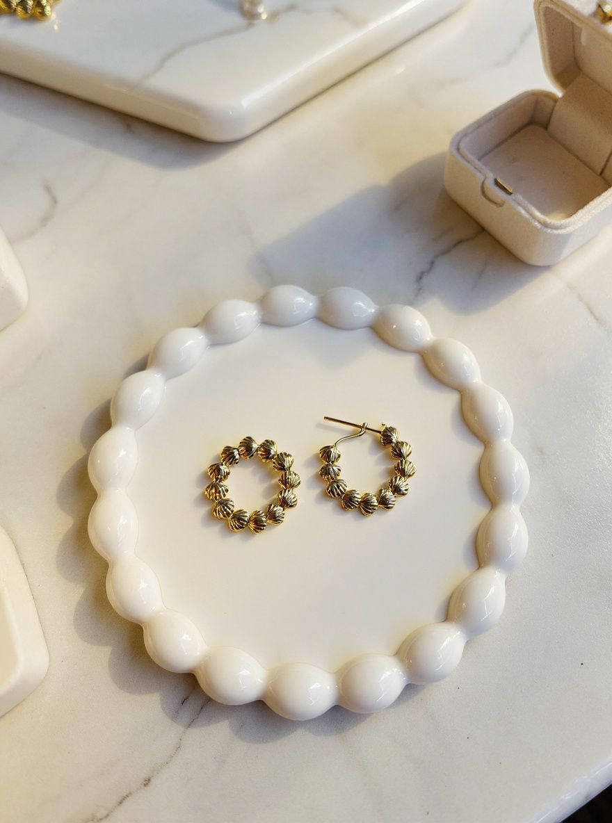 Sleek Golden hoops