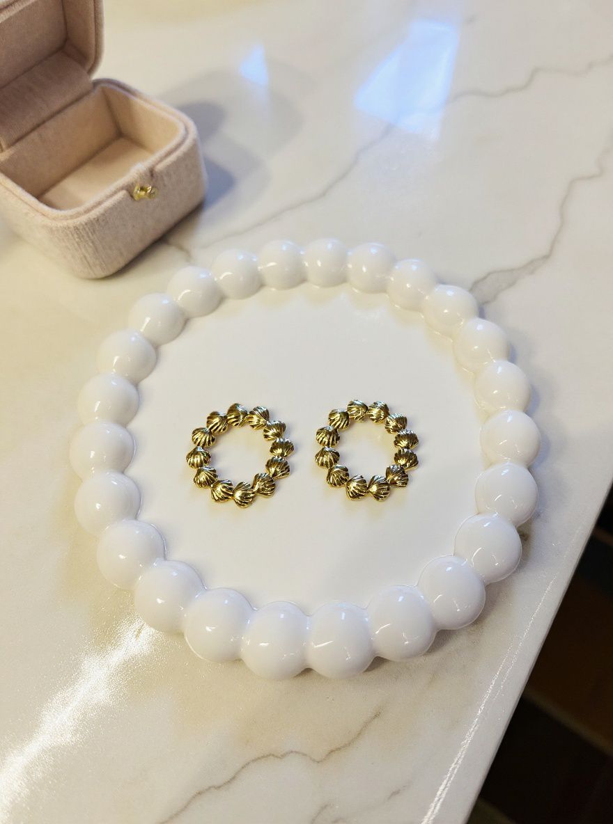 Sleek Golden hoops