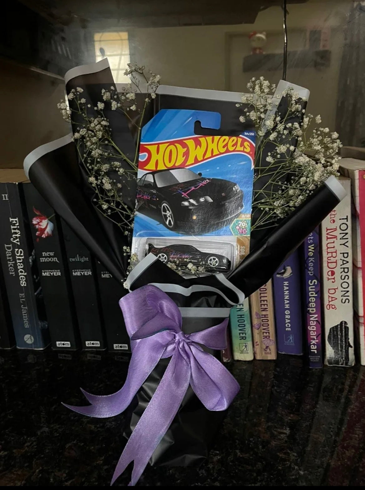 Single hotwheel for him